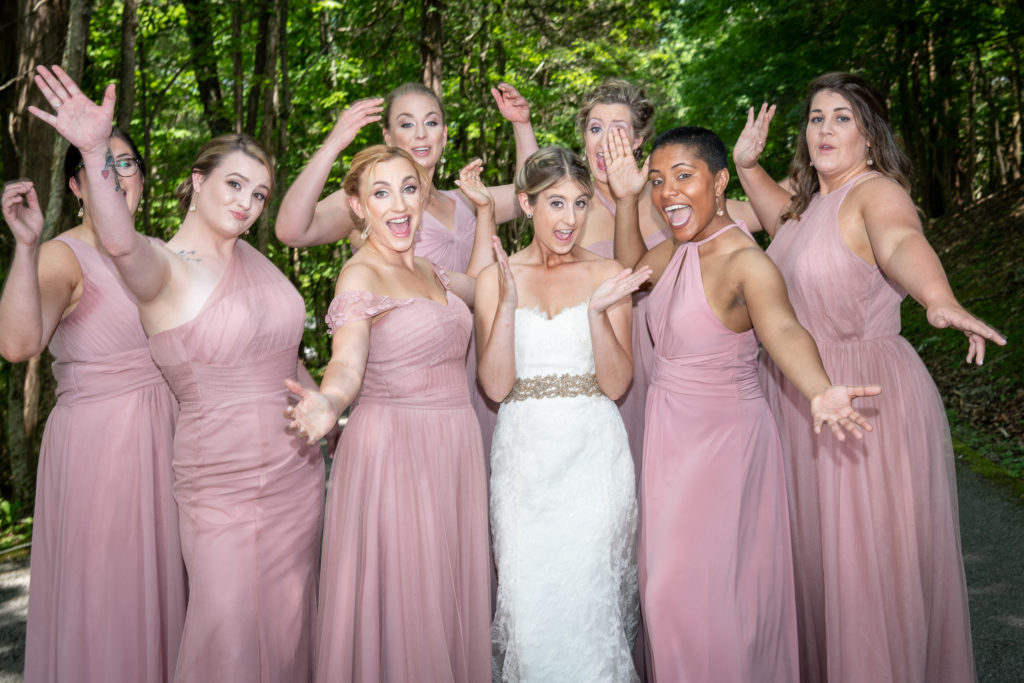 bride and her bridesmaids at Edgar Evans State Park